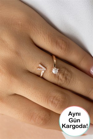 Gümüş V Harfi Yüzük