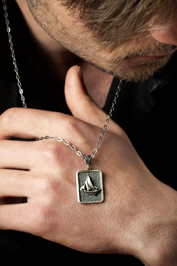 Gümüş Viking Yelkenli Kolye