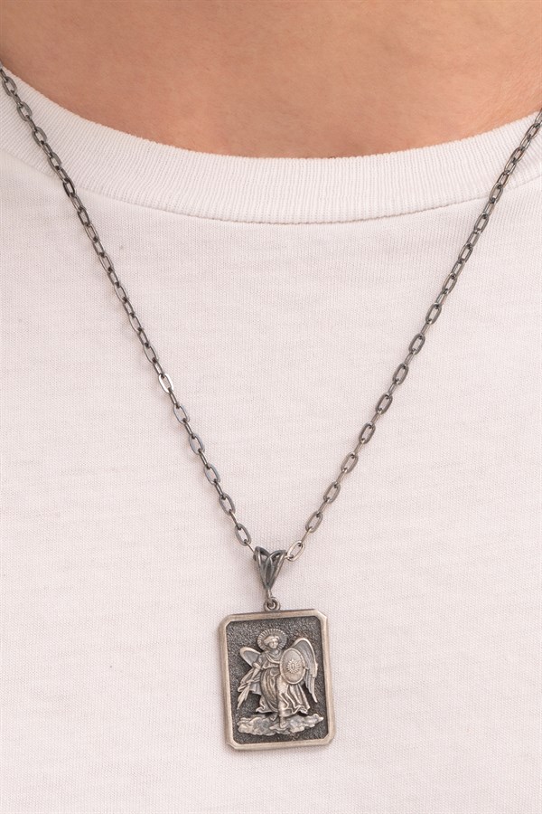 Gümüş Zeka Tanrıçası Athena Figürlü Erkek Kolye