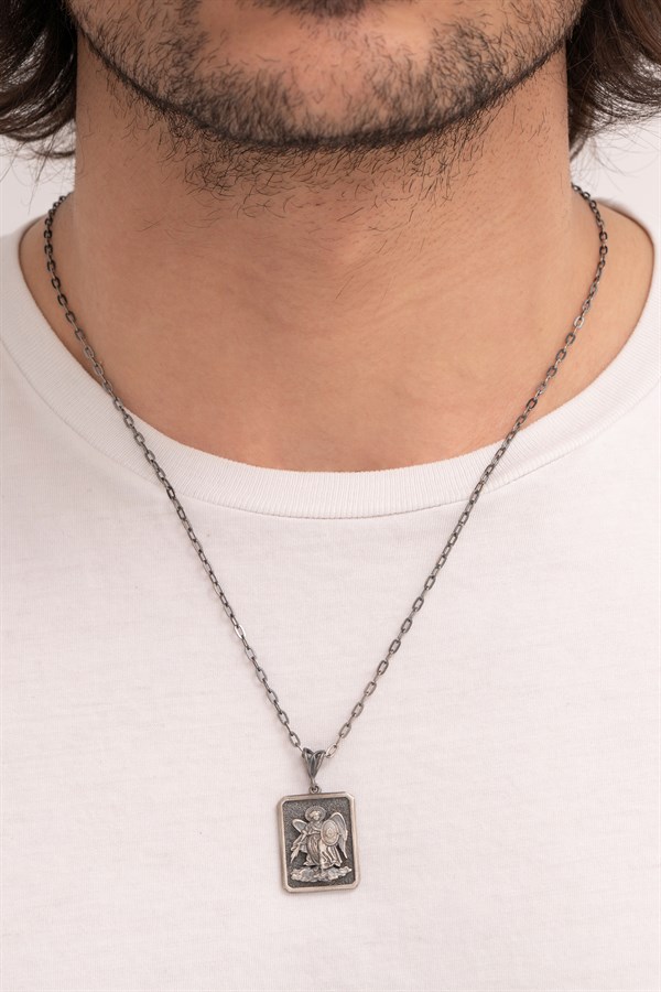 Gümüş Zeka Tanrıçası Athena Figürlü Erkek Kolye