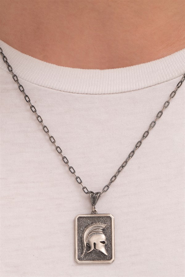 Gümüş Spartan Kaskı Figürlü Erkek Kolye