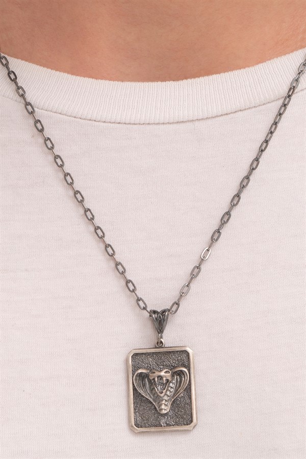 Gümüş Kobra Yılanı Kolye