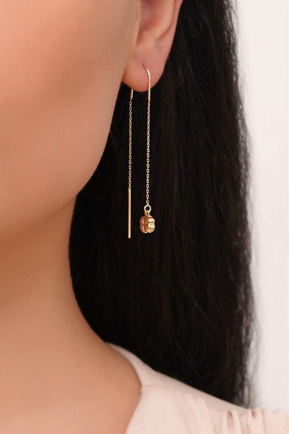 Altın Sallantılı Yonca Küpe