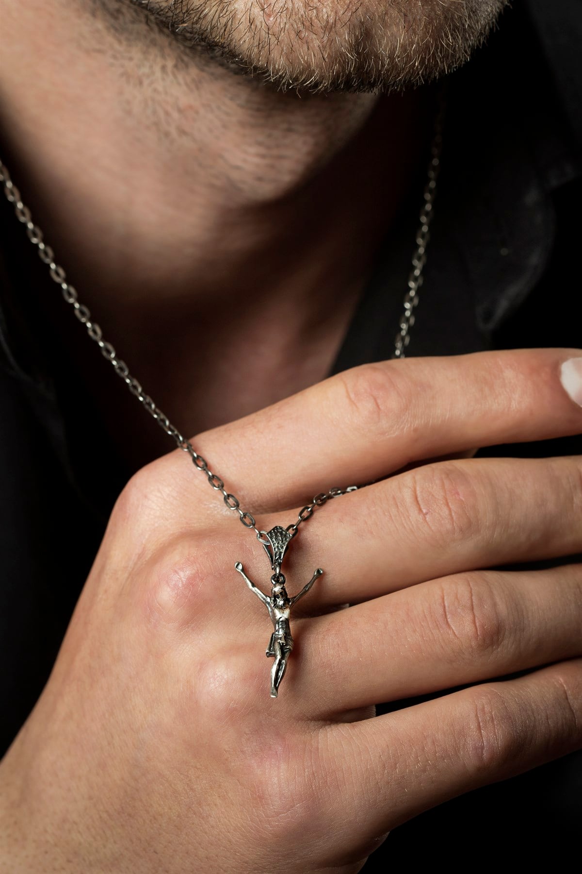 Gümüş Hz. İsa Erkek Kolye