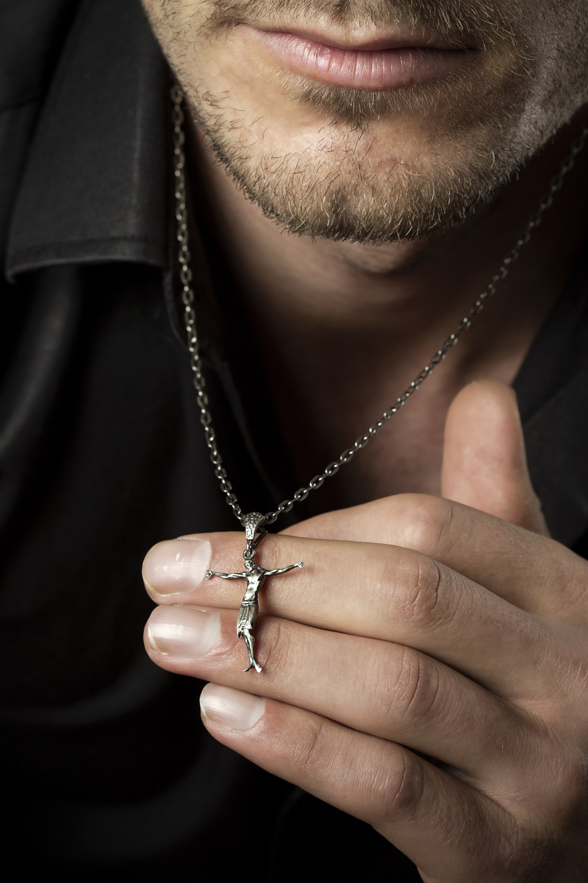 Gümüş Hz. İsa Kolye