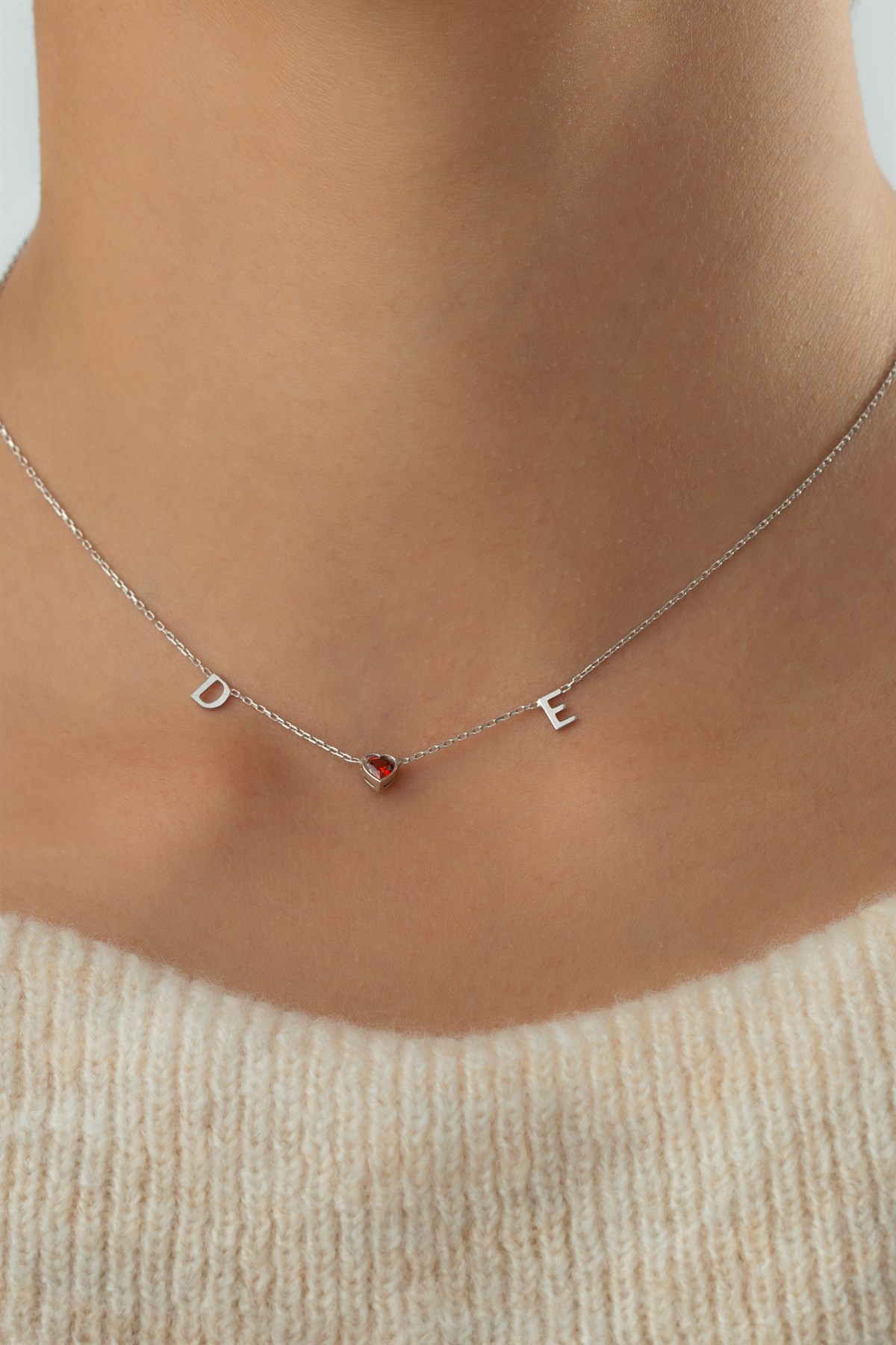 Gümüş Kalp Taşlı Harf Kolye