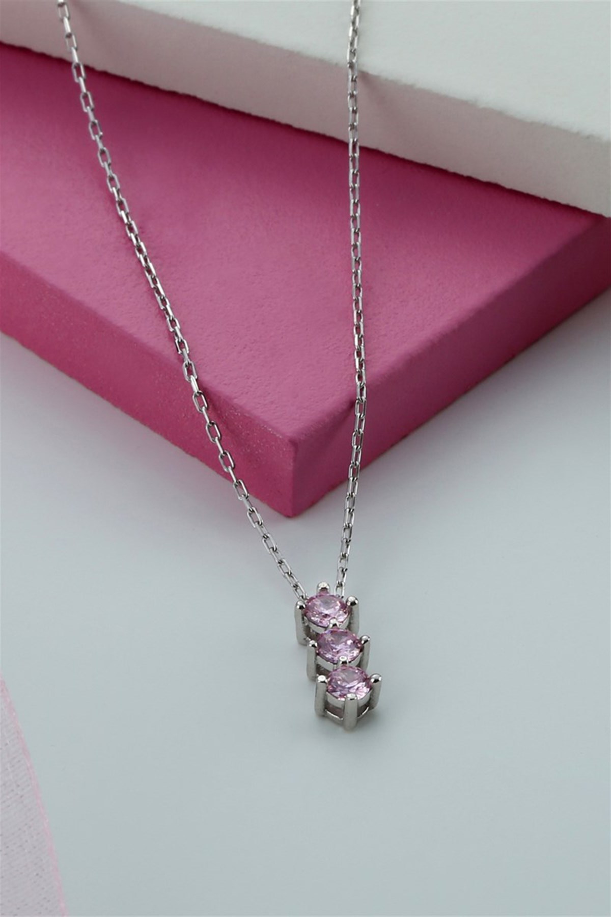 Gümüş Pembe Taşlı Kolye