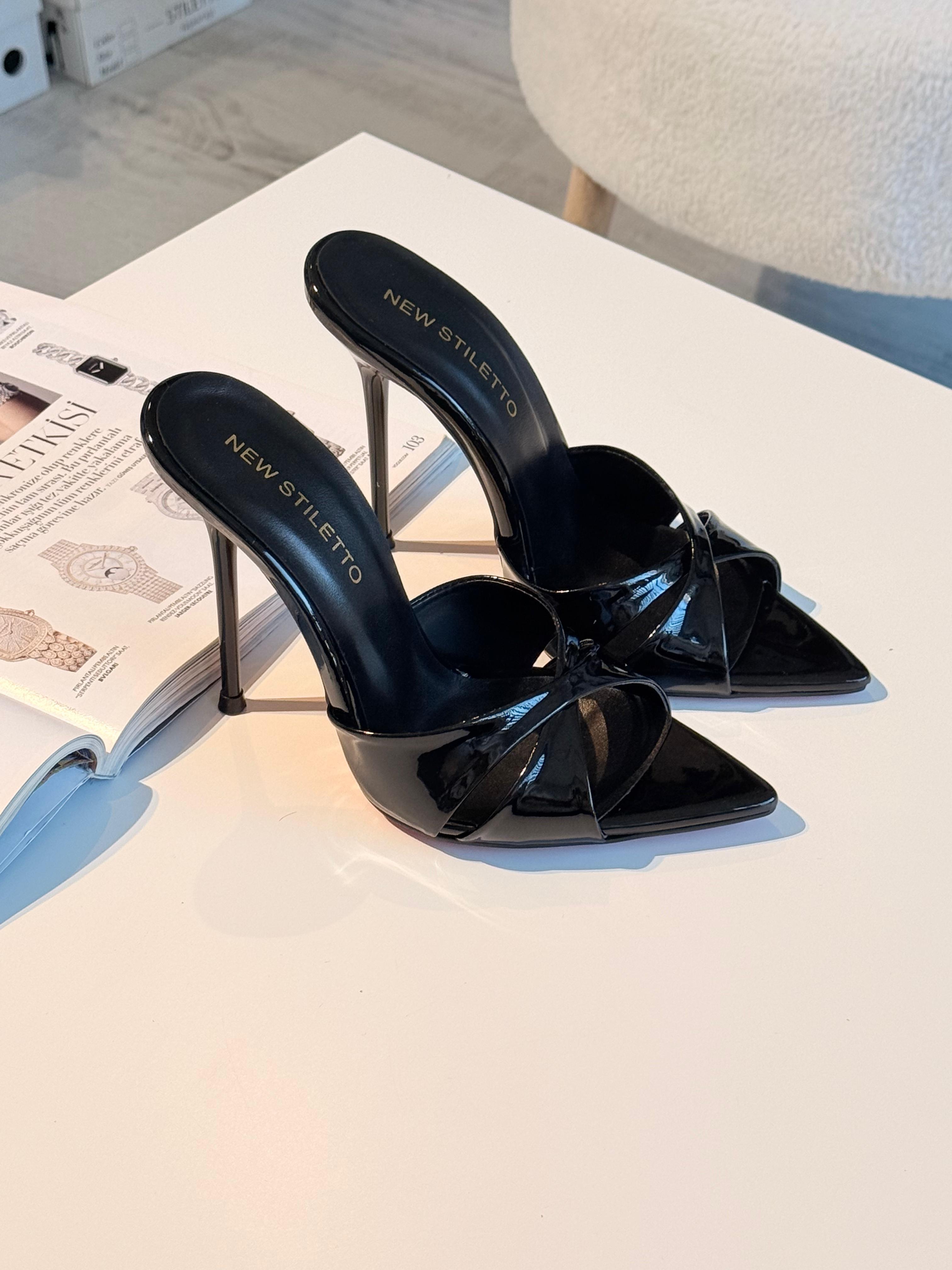 Viky Siyah Rugan 12 cm Terlik