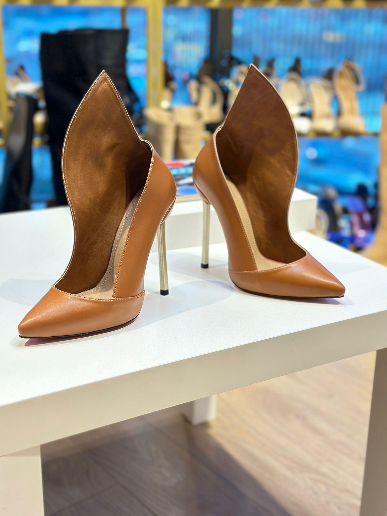 Becca Taba Mat 13 cm Stiletto