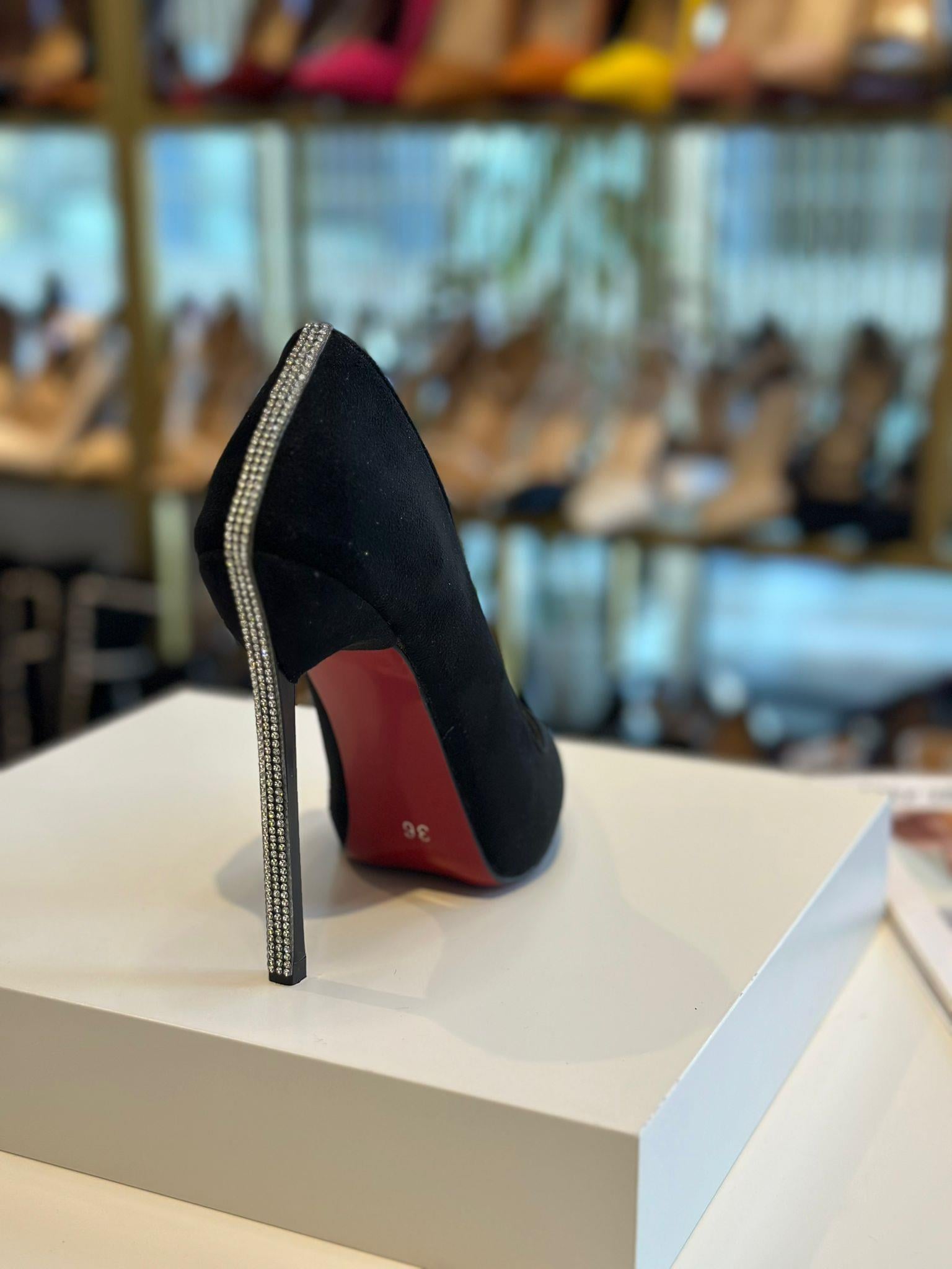 Corrine Siyah Süet Taş Detay 13 cm Stiletto