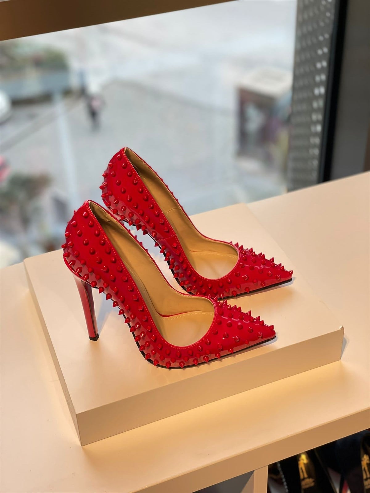 Dila Kırmızı Rugan 12 cm Stiletto 