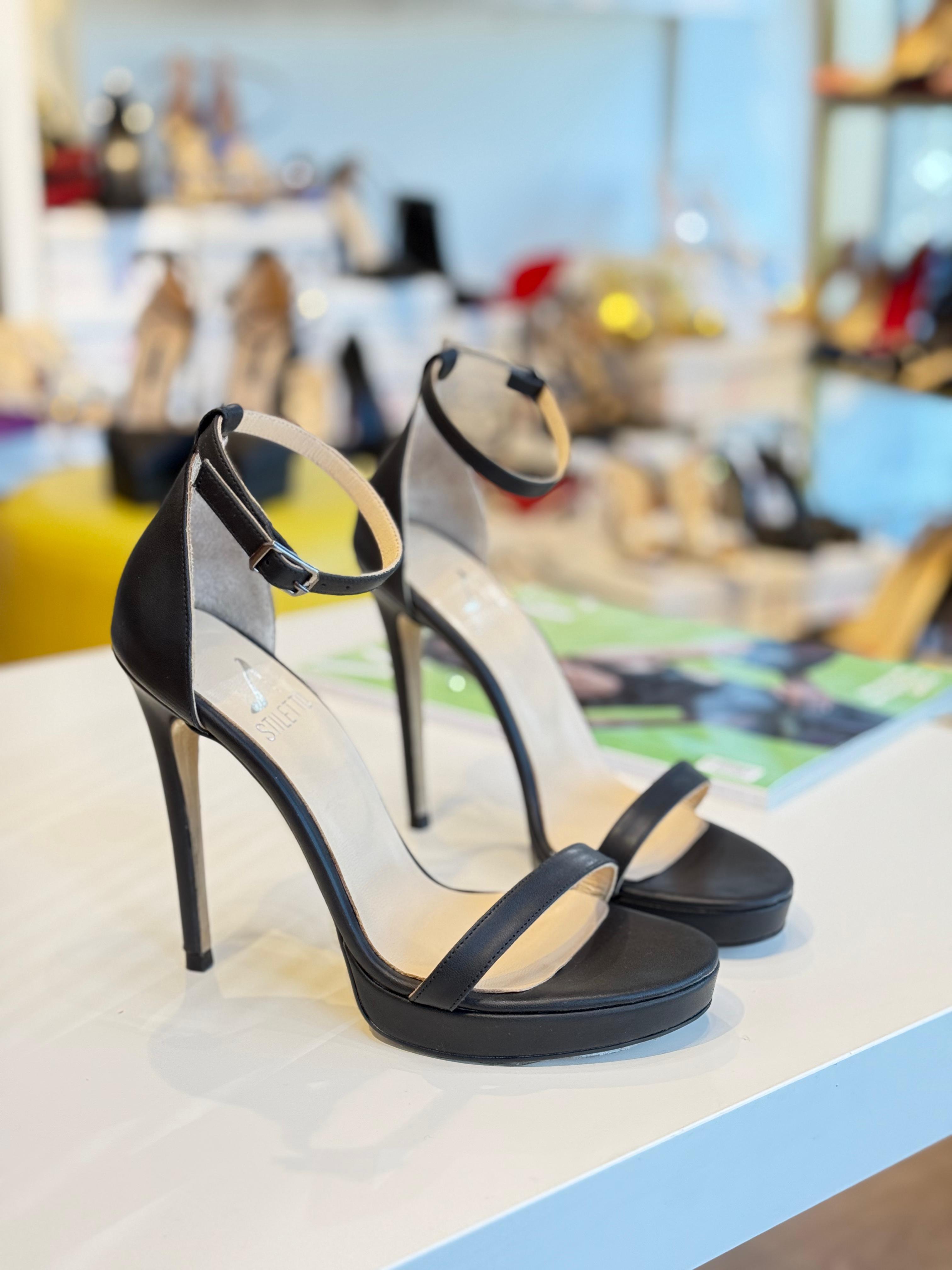 Ennie Siyah Mat 12cm Sandalet 