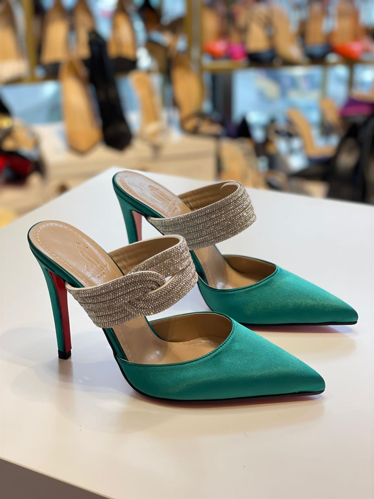 Gwen Yeşil Saten 10 cm Terlik