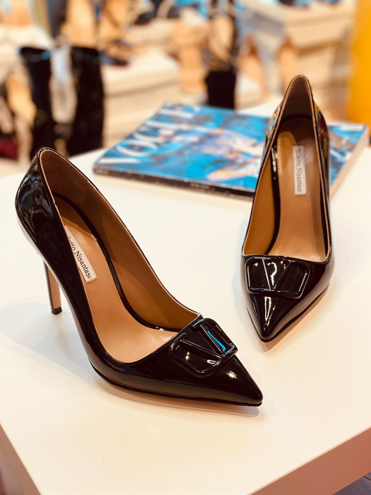 Lexin Siyah Rugan Toka Detay 10 cm Stiletto