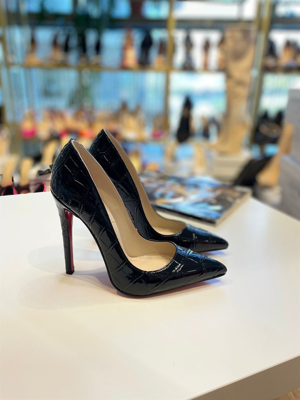 Loan Siyah Rugan 12 cm Stiletto