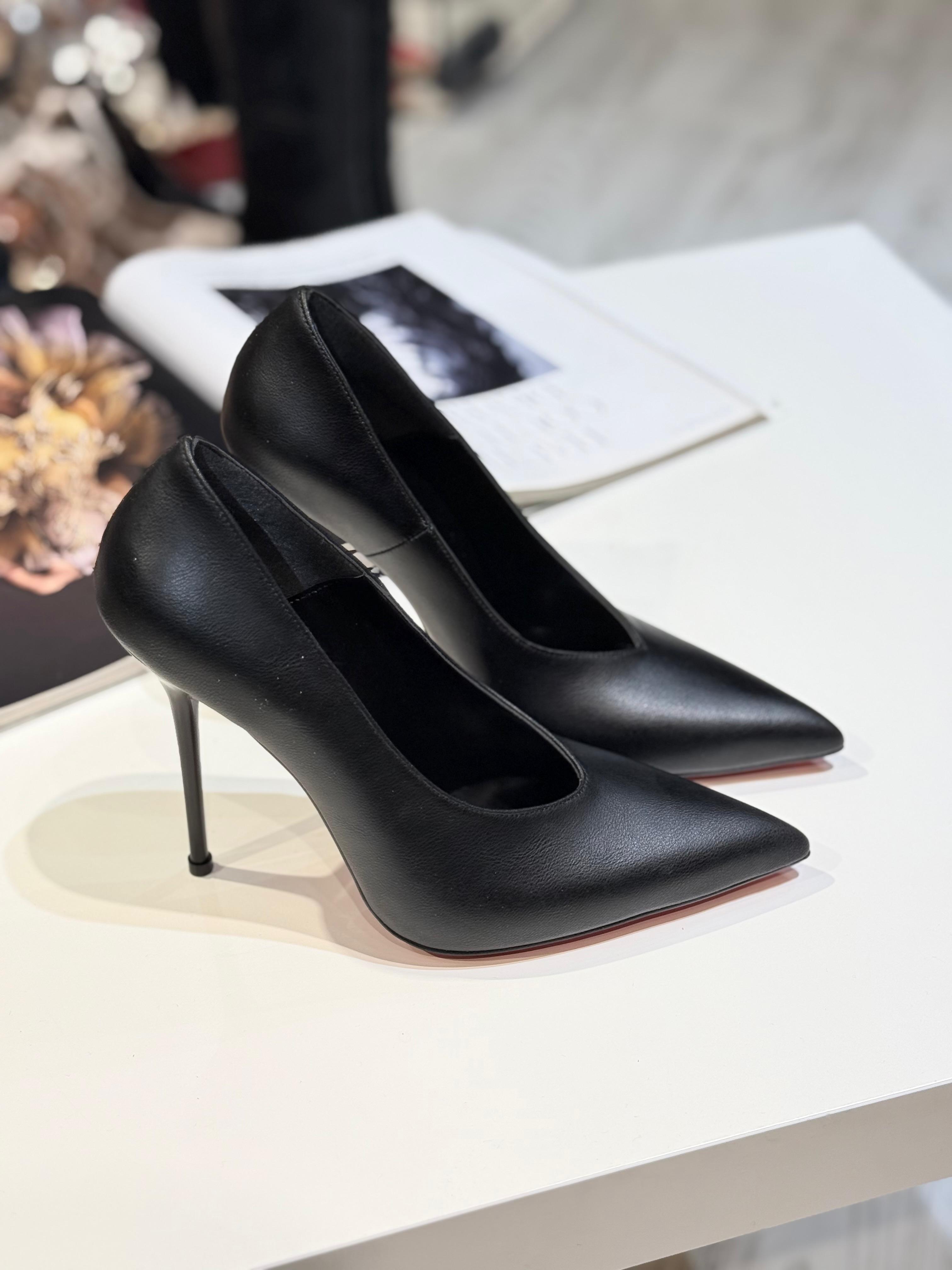 Noir Siyah Mat 12 cm Stiletto 