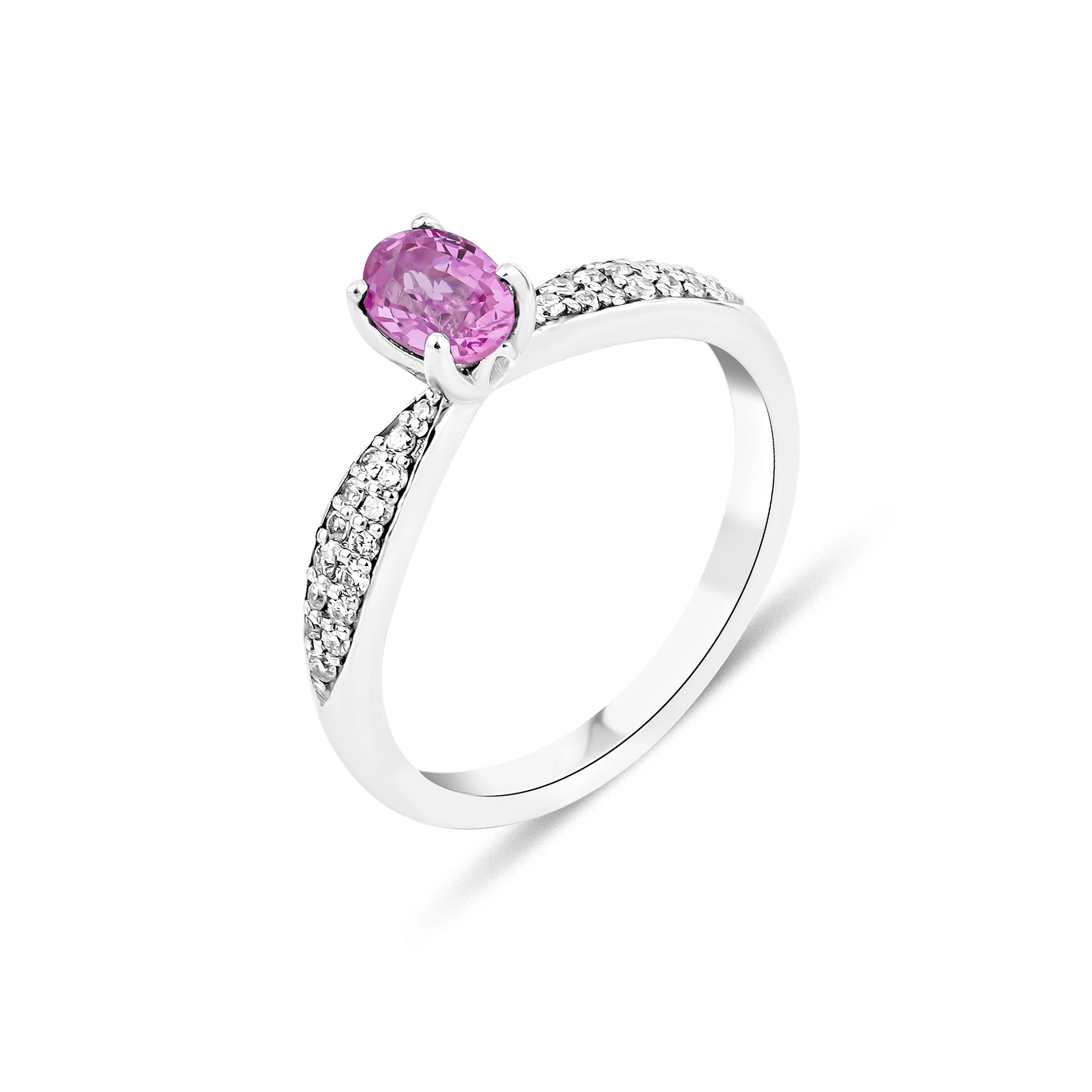 Oval Pembe Safirli Yüzük