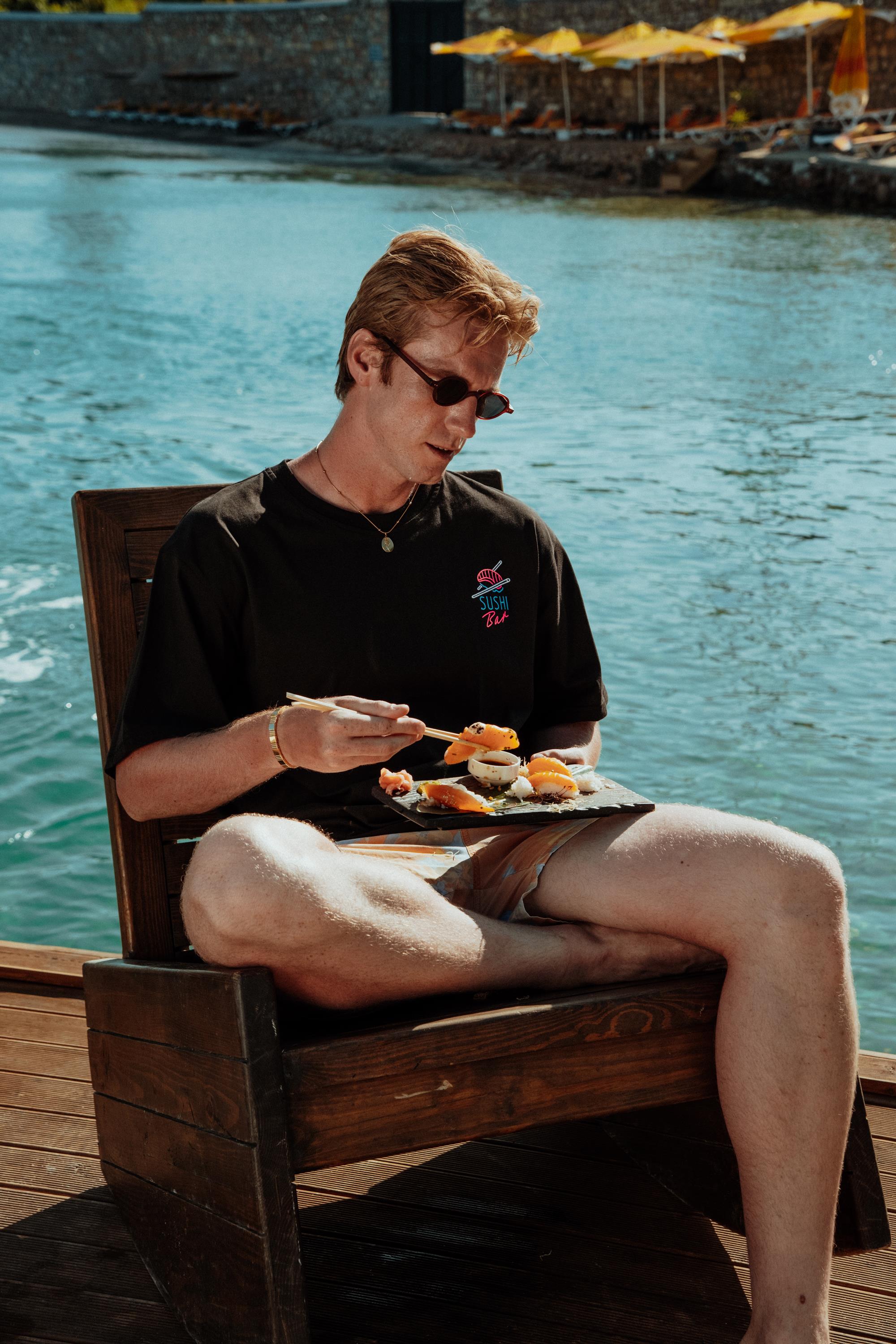 SUSHI BAR