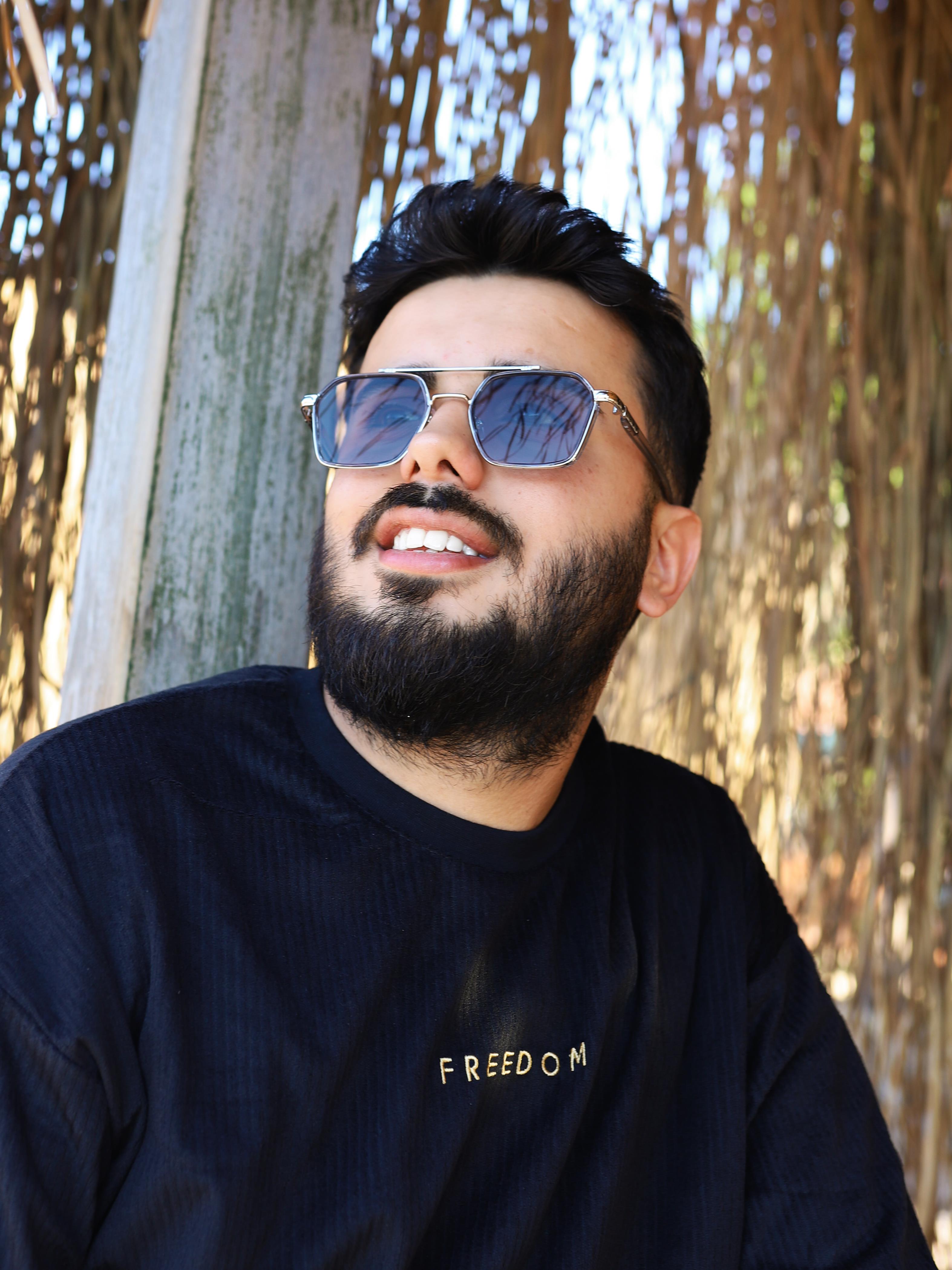 Gri Çerçeve Gri Cam Unisex Güneş Gözlüğü 