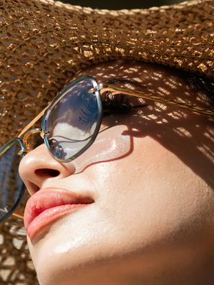 Dikdörtgen Tasarım Gold Metal Çerçeve Sarı Cam Unisex Güneş Gözlüğü DB1078/S David Bckhm