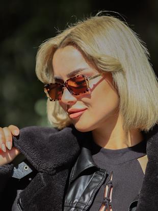 Leopar Çerçeve Siyah Cam Metal Gold Saplı Dikdörtgen Kadın Güneş Gözlüğü