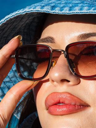 Small Kare Kahverengi Çerçeve Kahverengi Cam Minimal Güneş Gözlüğü Yüksek Kalite CE Belgesi