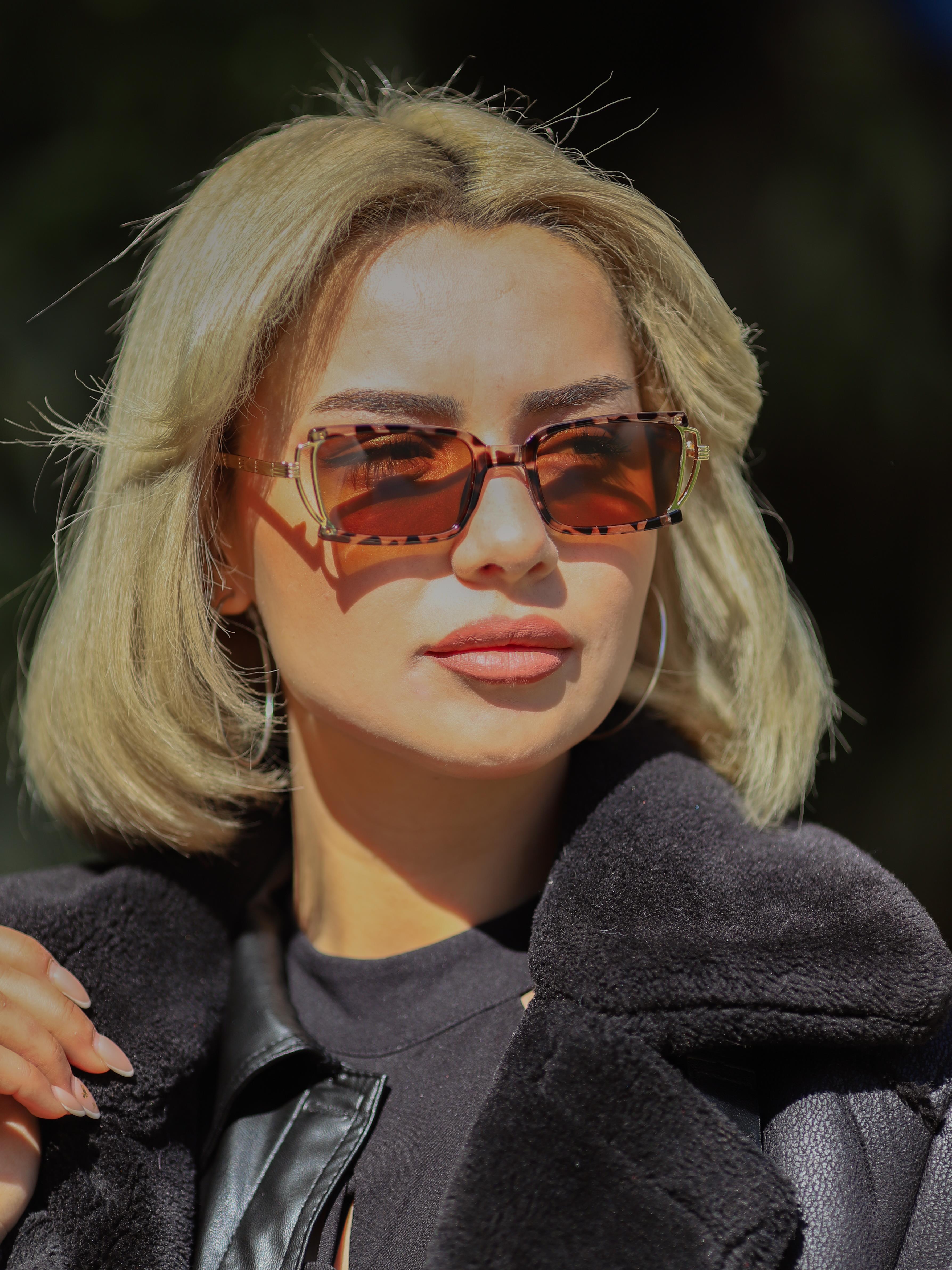 Leopar Çerçeve Kahverengi Cam Metal Gold Saplı  Dikdörtgen Kadın Güneş Gözlüğü AE0041C2