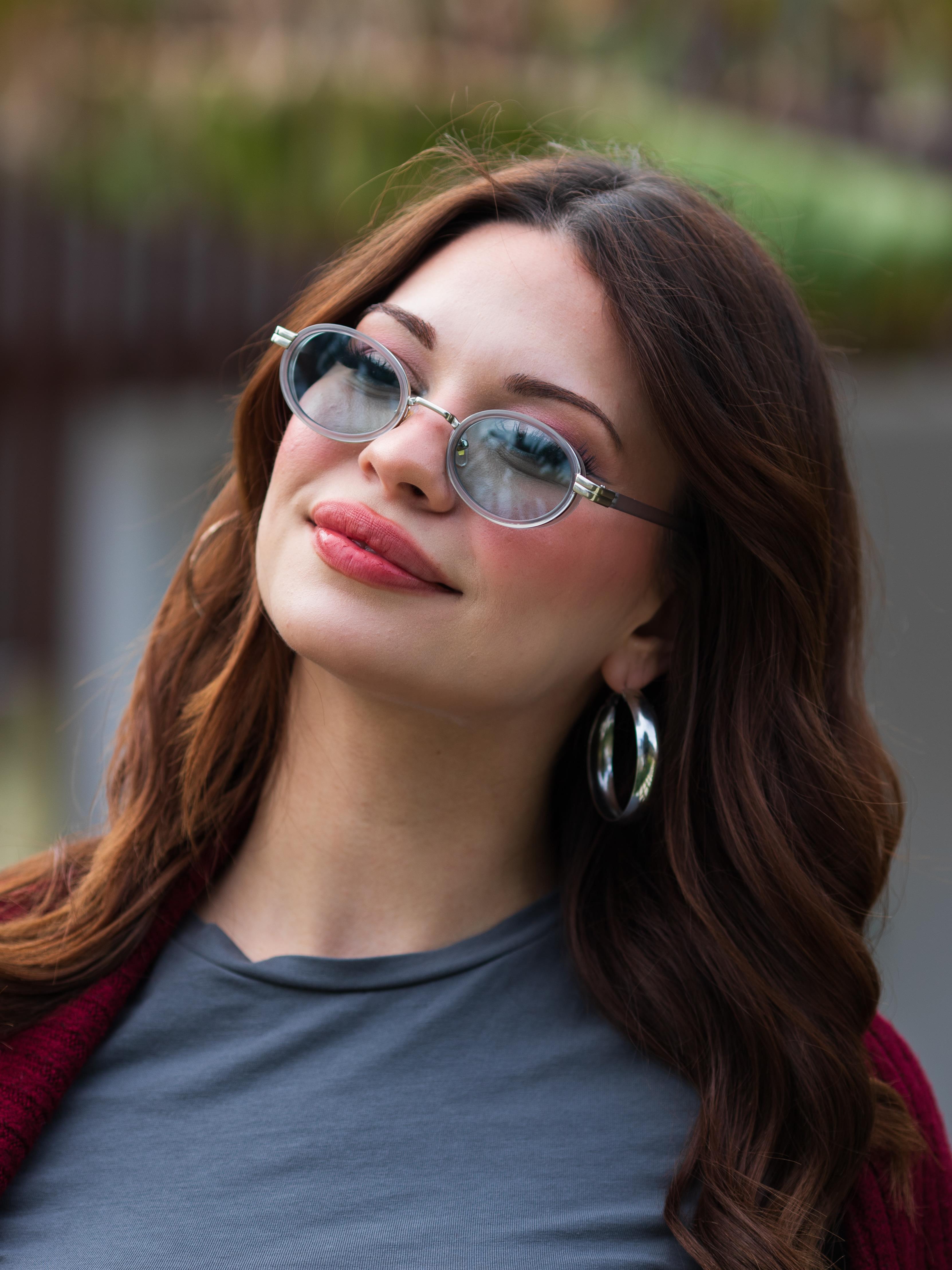 Oval Tasarım Şeffaf Çerçeve Yeşil Cam Small Güneş Gözlüğü