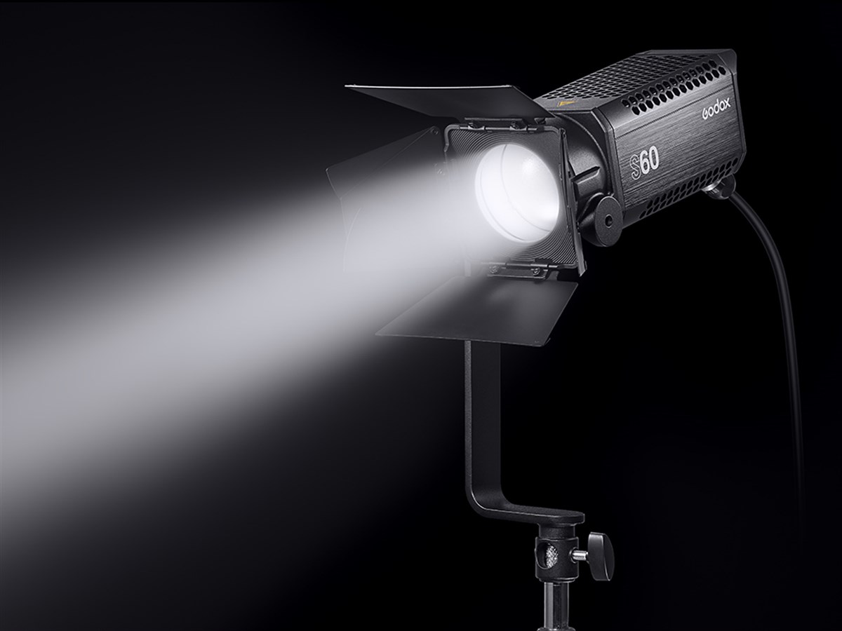Godox S-60 LED Video Işığı