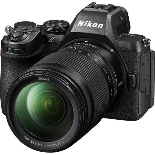 Nikon Z5 II 24-200mm f/4-6.3 Lensli Fotoğraf Makinesİ