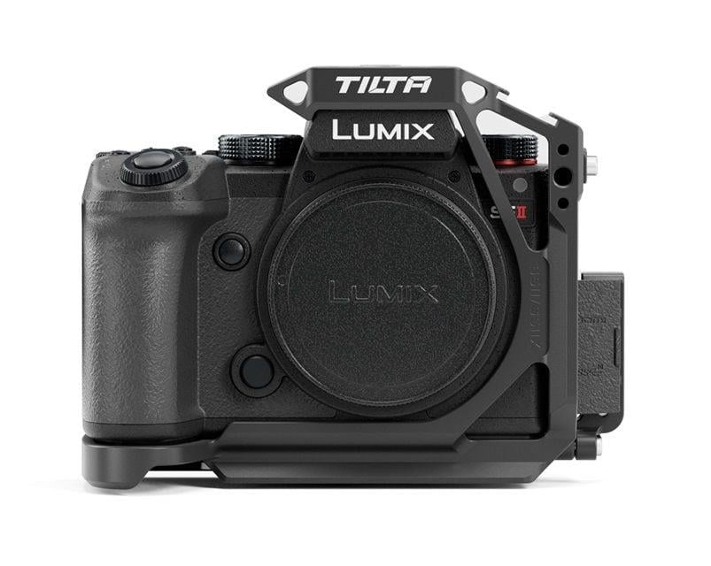 Tilta TA-T50-HCC-B Panasonic  S5 II/IIX için Yarım Kamera Kafesi