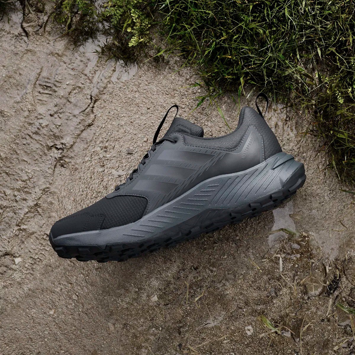 Adidas JI0274 Terrex Tracefinder 2 Clima Erkek Koşu Ayakkabısı
