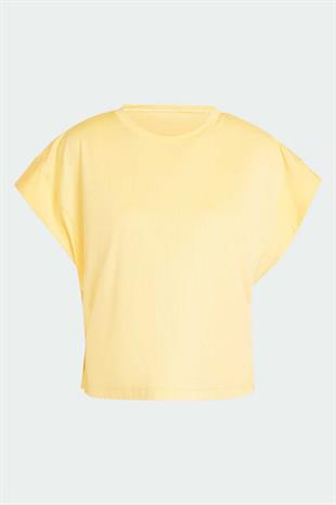 Adidas IS2982 Studio Kadın Tişört