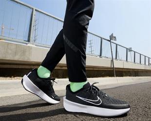 Nike FD2291-001 Interact Run Erkek Koşu Ayakkabısı