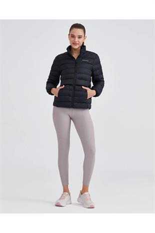 Skechers S231240-001 W Outerwear Pop Up Detailed Padded Kadın Spor Mont