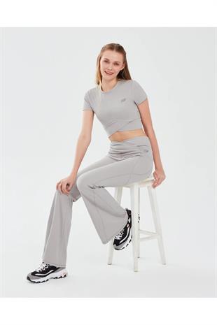 Skechers S241133-003 Performance Coll. W Sleeve Kadın Spor Tişört