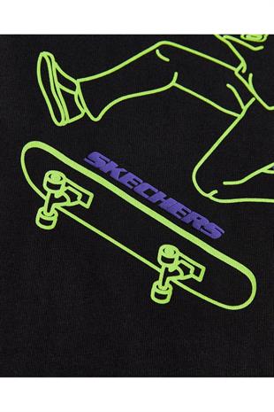 Skechers SK242068-001 B Graphic Tee Loose Fit Erkek Çocuk Spor Tişört