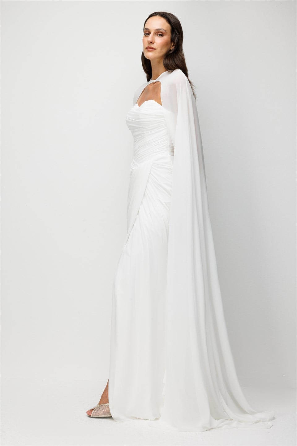 Pelerinli Drape Detaylı Şifon Abiye Elbise KEMİK