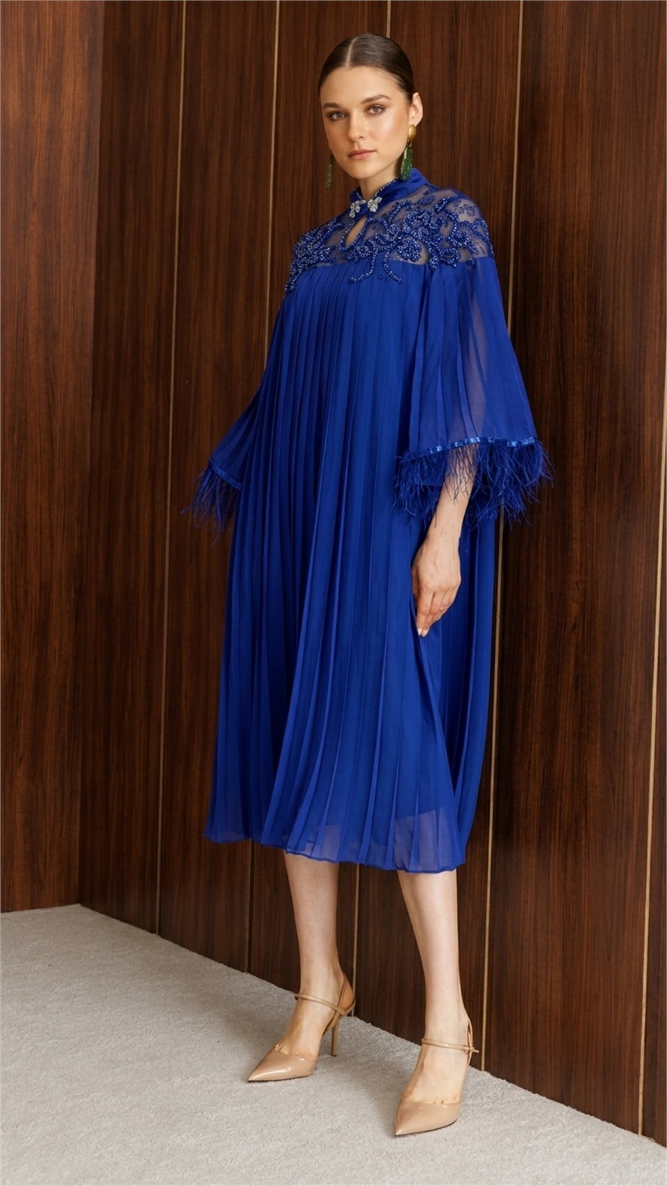 Dress with Pleated Details and Fur-Trimmed Cuffs – Royal Blue