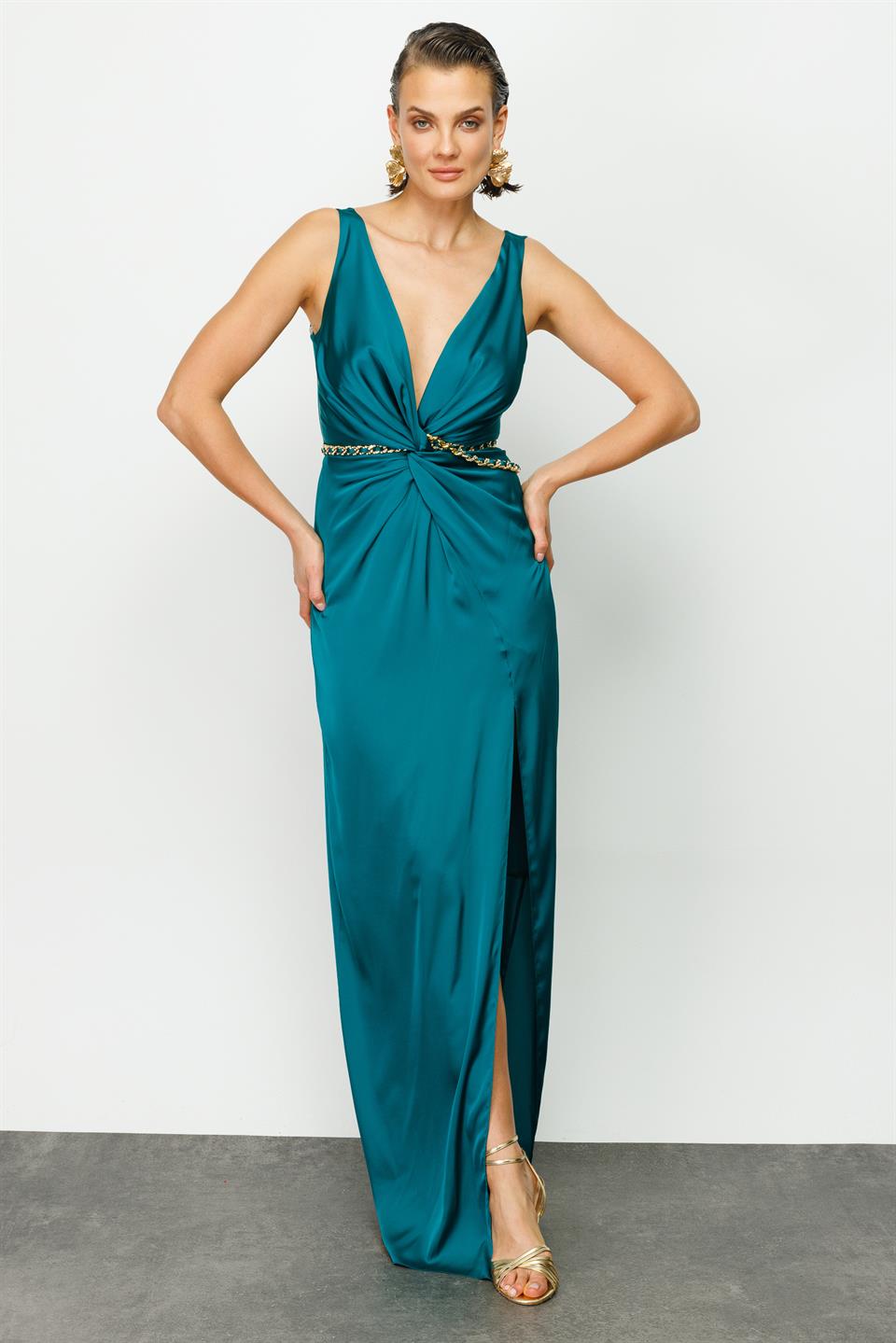 Zincir Aksesuarlı Saten Abiye