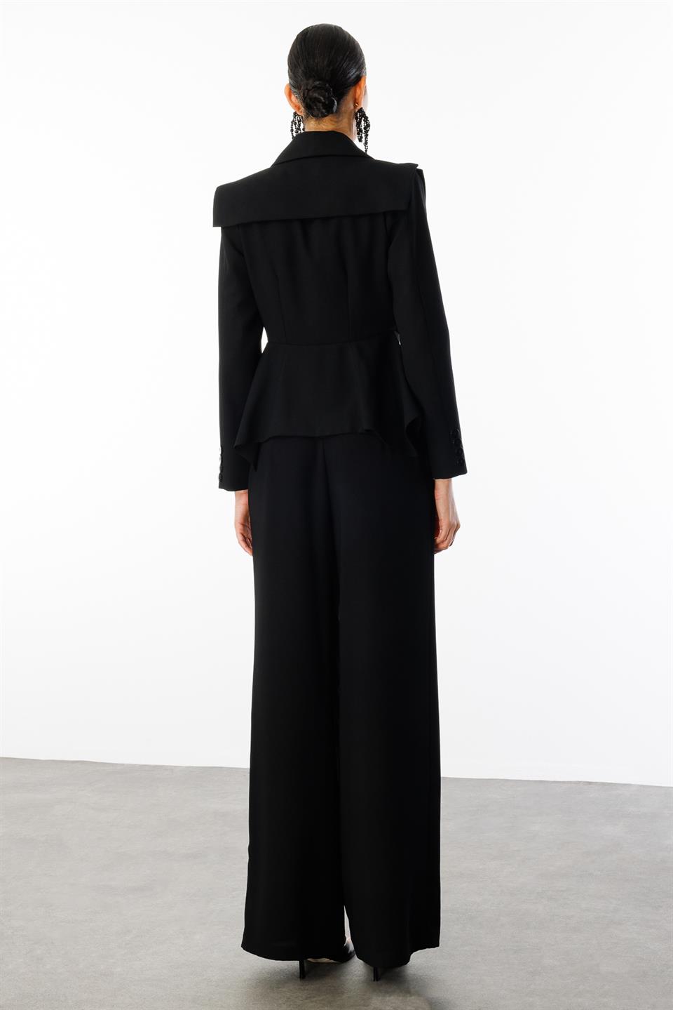Asimetrik Kesim Pelerinli Ceket & Pantolon Takım SİYAH