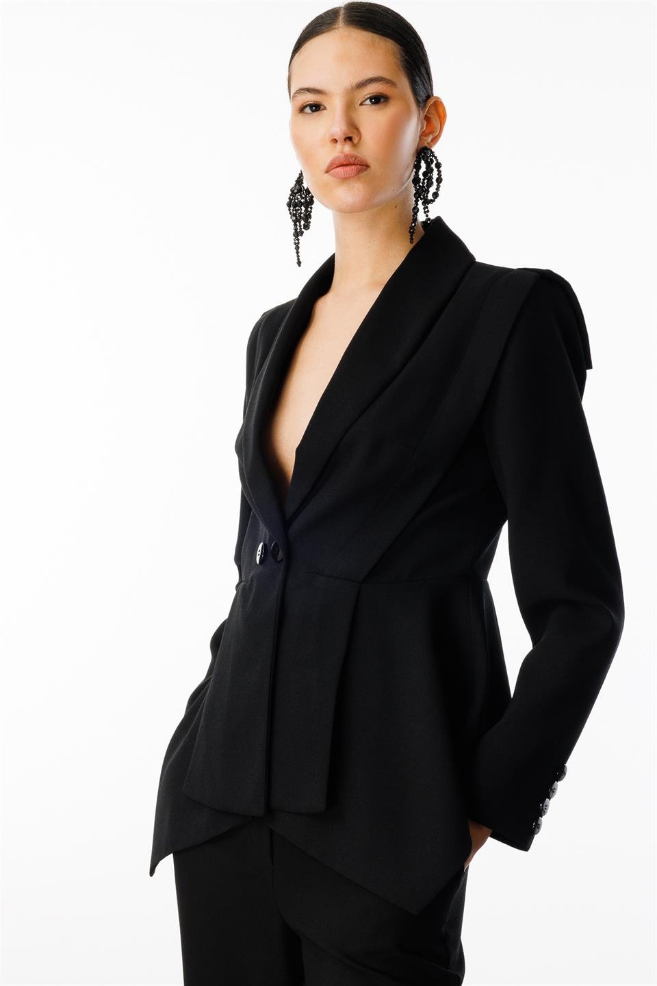 Asimetrik Kesim Pelerinli Ceket & Pantolon Takım SİYAH