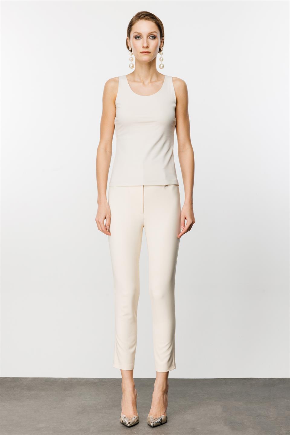 Strappy Athlete STONE