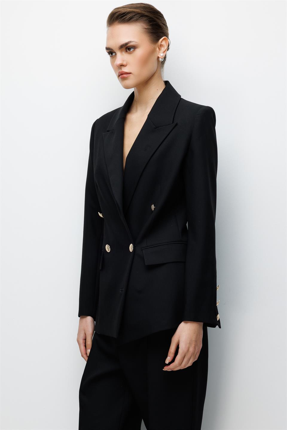 Astar Detaylı Kruveze Ceket SİYAH