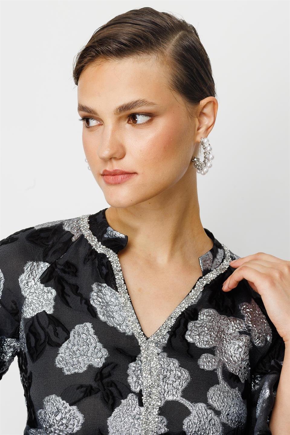 Nefeli Womens Balloon Sleeve Foil Detailed Black Dress