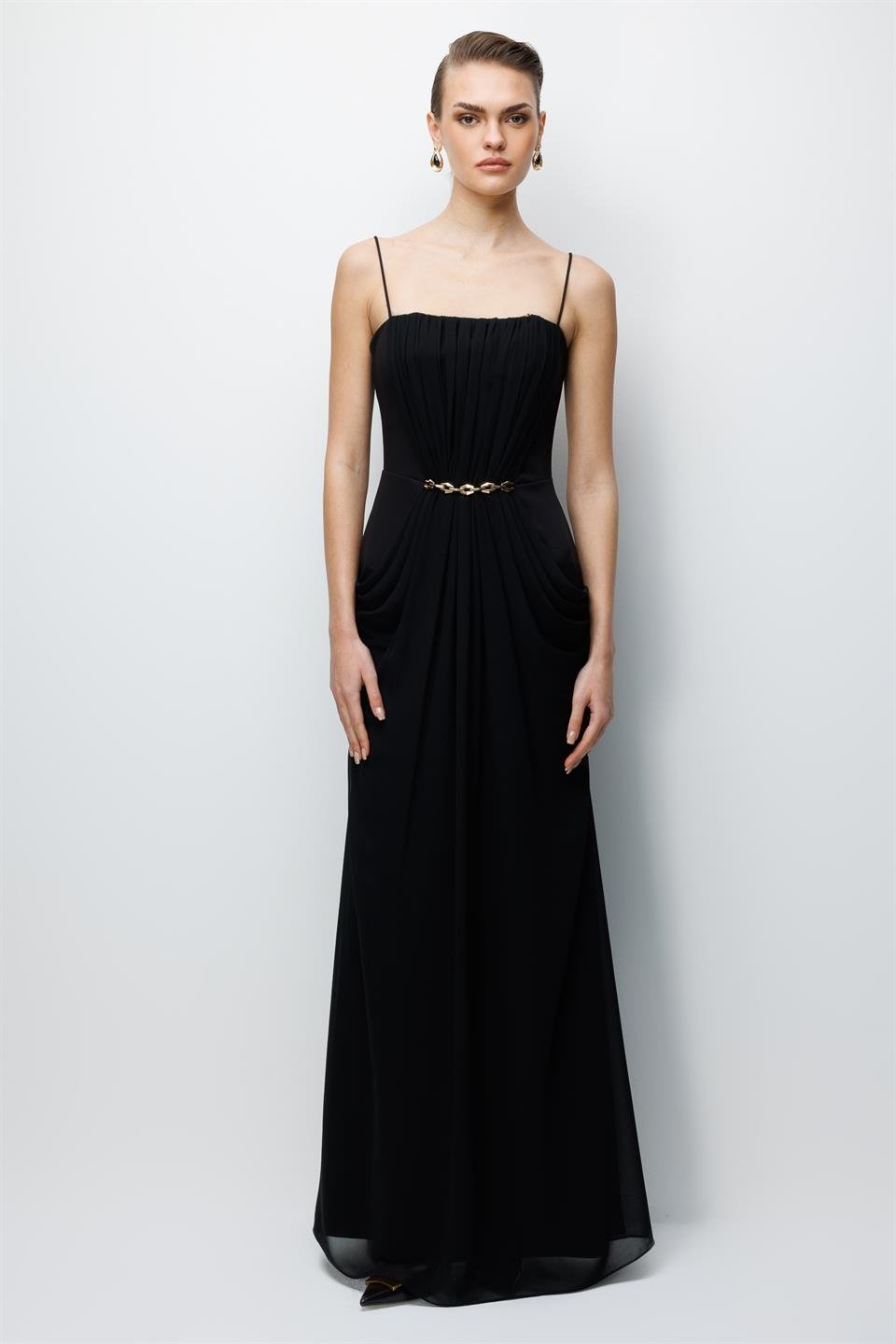 Bel Aksesuar Detaylı Drapeli Maxi Boy Elbise SİYAH