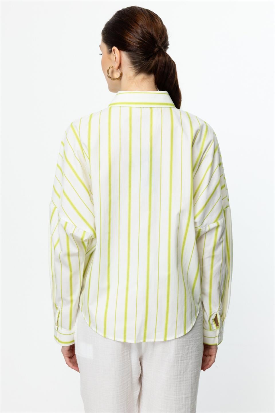 Striped Shirt with Lace Detail on the Pocket PISTACHI