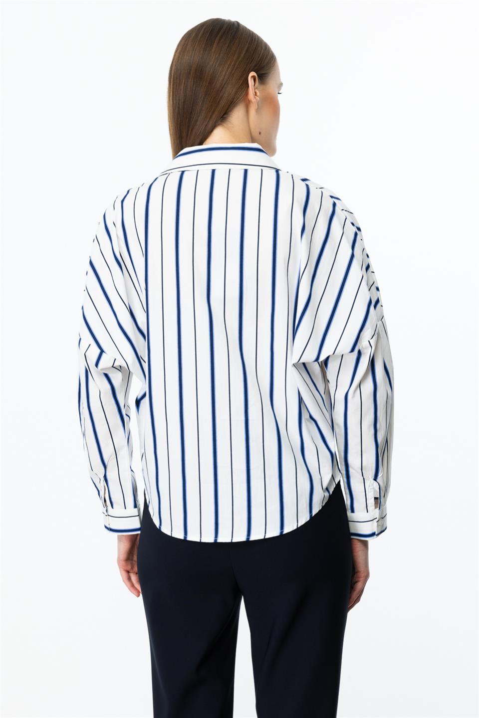 Cebi Dantel Detaylı Çizgili Gömlek LACİVERT