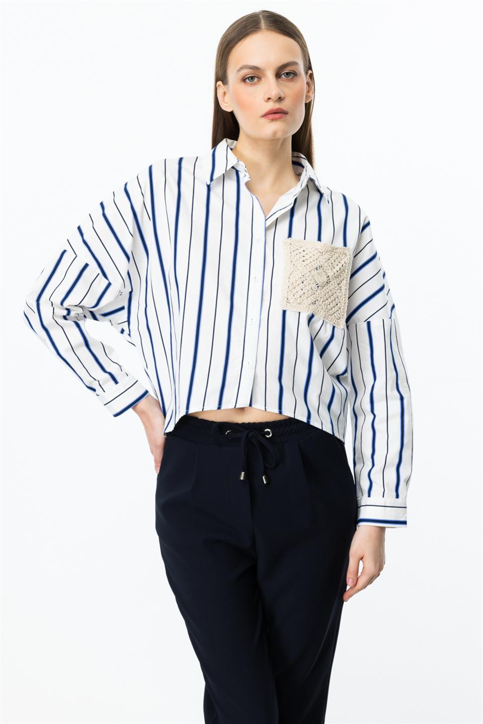 Cebi Dantel Detaylı Çizgili Gömlek LACİVERT