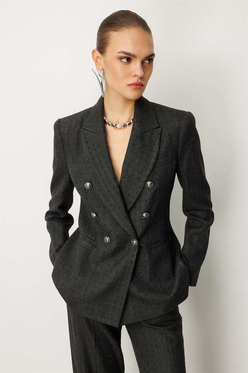 Çizgili Taşlı Takım GRİ